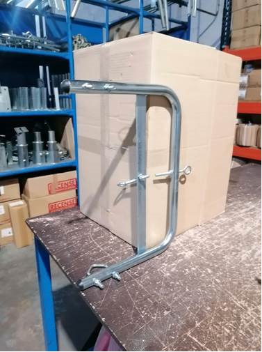 METRO SOPORTE PARA CHIMENEA MODELO SCH
