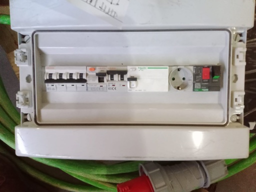 [ECU0238] CUADRO MONTADO 1 TRIFASICO C/DIYUNTOR 2,5 +BASE ENCHUFE