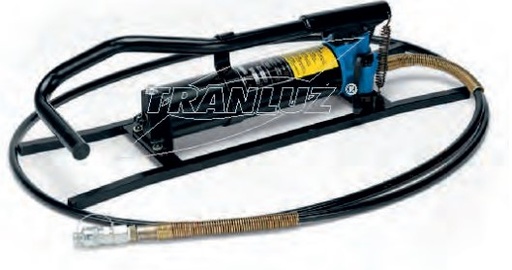 [GHE0564] BOMBA HIDRAULICA A PEDAL PO7000 C/MANGUERA DE 3 MTS. Y CAJA DE TRANSPORTE