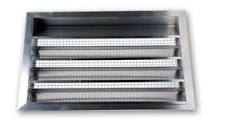 [VRE0246] REJILLA TOMA AIRE LAMA FIJA 45º ALUMINIO C/MALLA ANTI-INSECTO 400x400