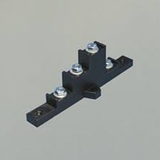 [EPR0041] Soporte para embarrado PLETINA