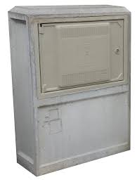 [CES0021] Hornacina prefabricada de hormigón (2550x1130x450 mm) con puerta metálica (1950x1130 mm)